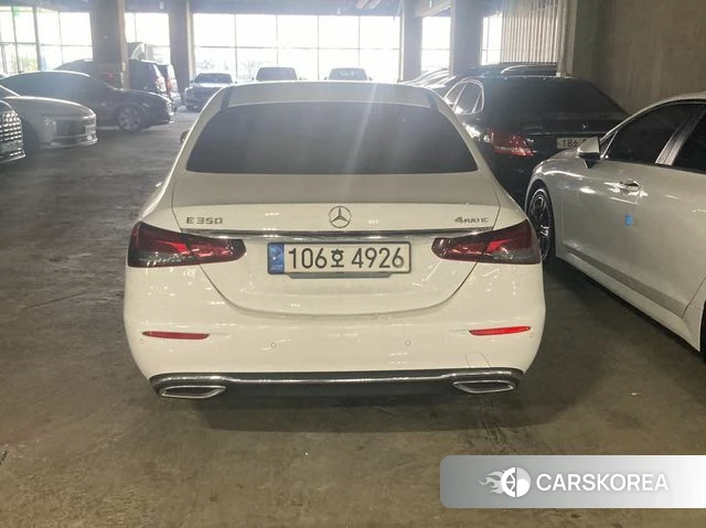 Mercedes-Benz E-Class W213 2022 Белый из Кореи, фото 2