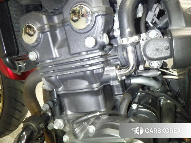 Engine photo