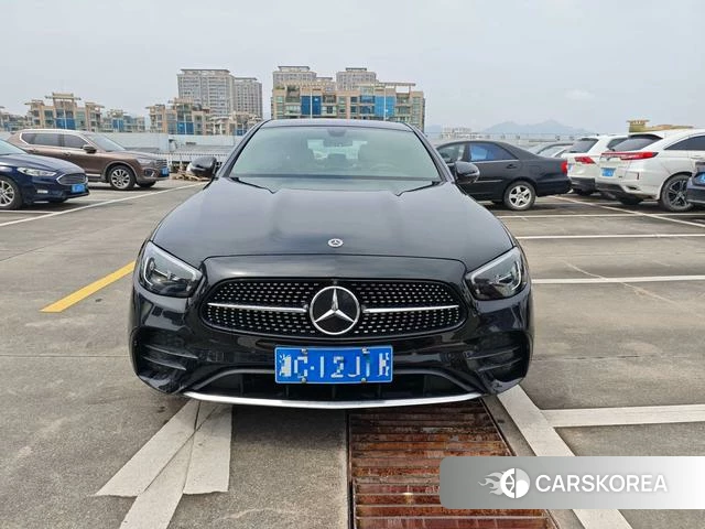 Mercedes-Benz E-class 2022 Черный из Китая, фото 2