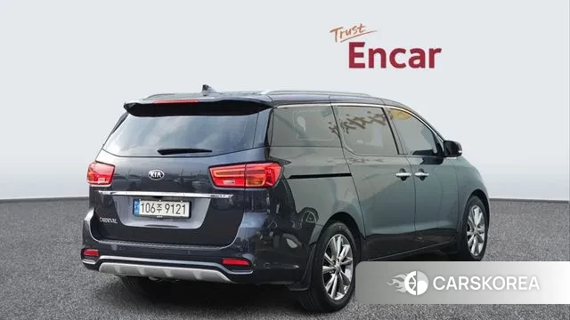 Kia The New Carnival id 3557850 из Кореи 12