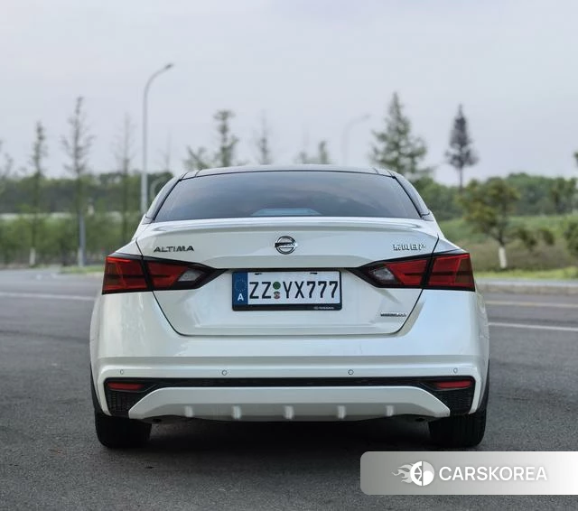 Nissan Teana id 4235954 из Китая 10