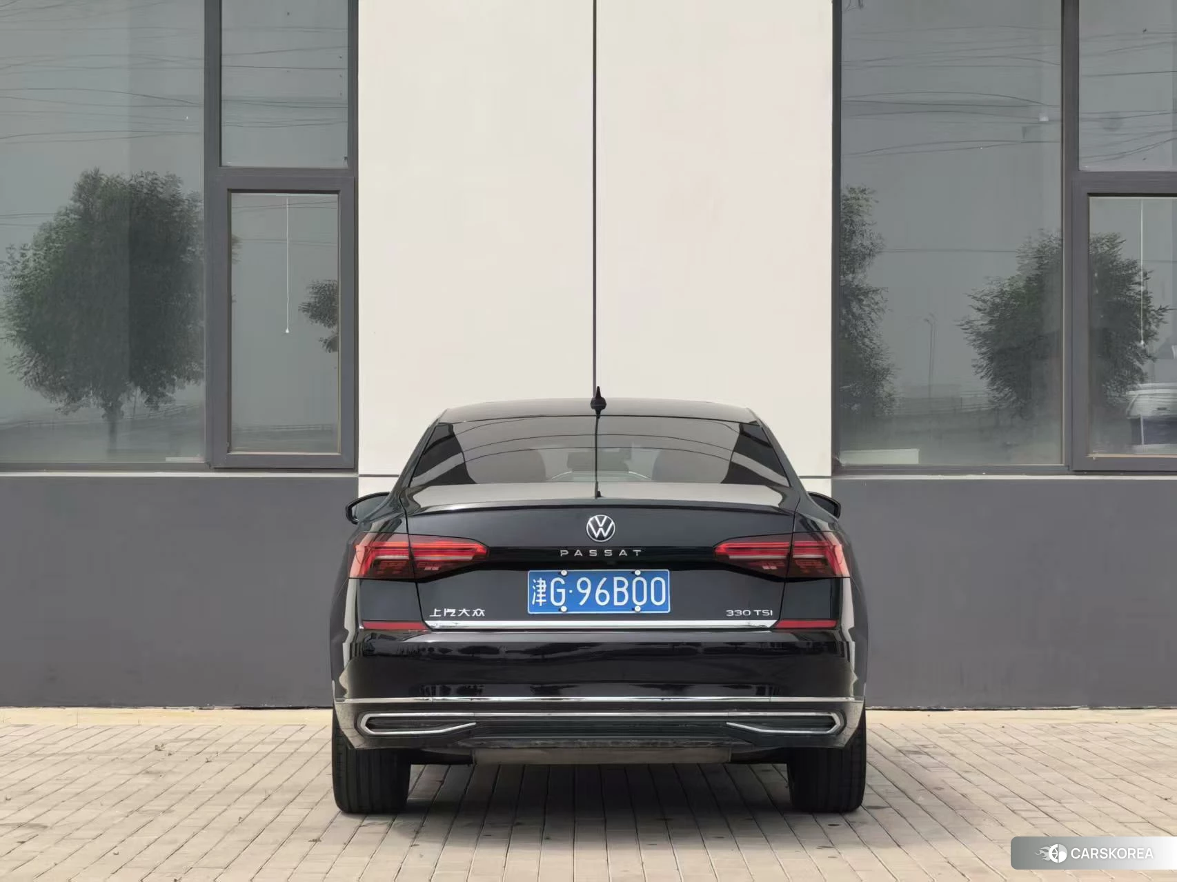 Volkswagen Passat 2021 Черный из Китая, фото 2