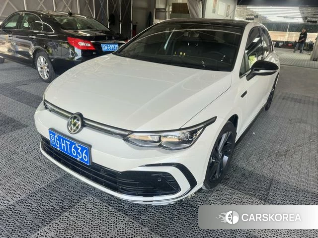 Volkswagen Golf 2023 Белый из Китая, фото 5