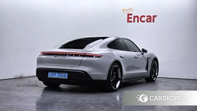 Porsche Taycan id 3721832 из Кореи 12