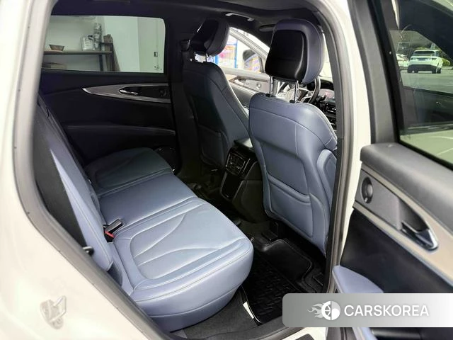 Lincoln Navigator id 4253421 из Китая 8