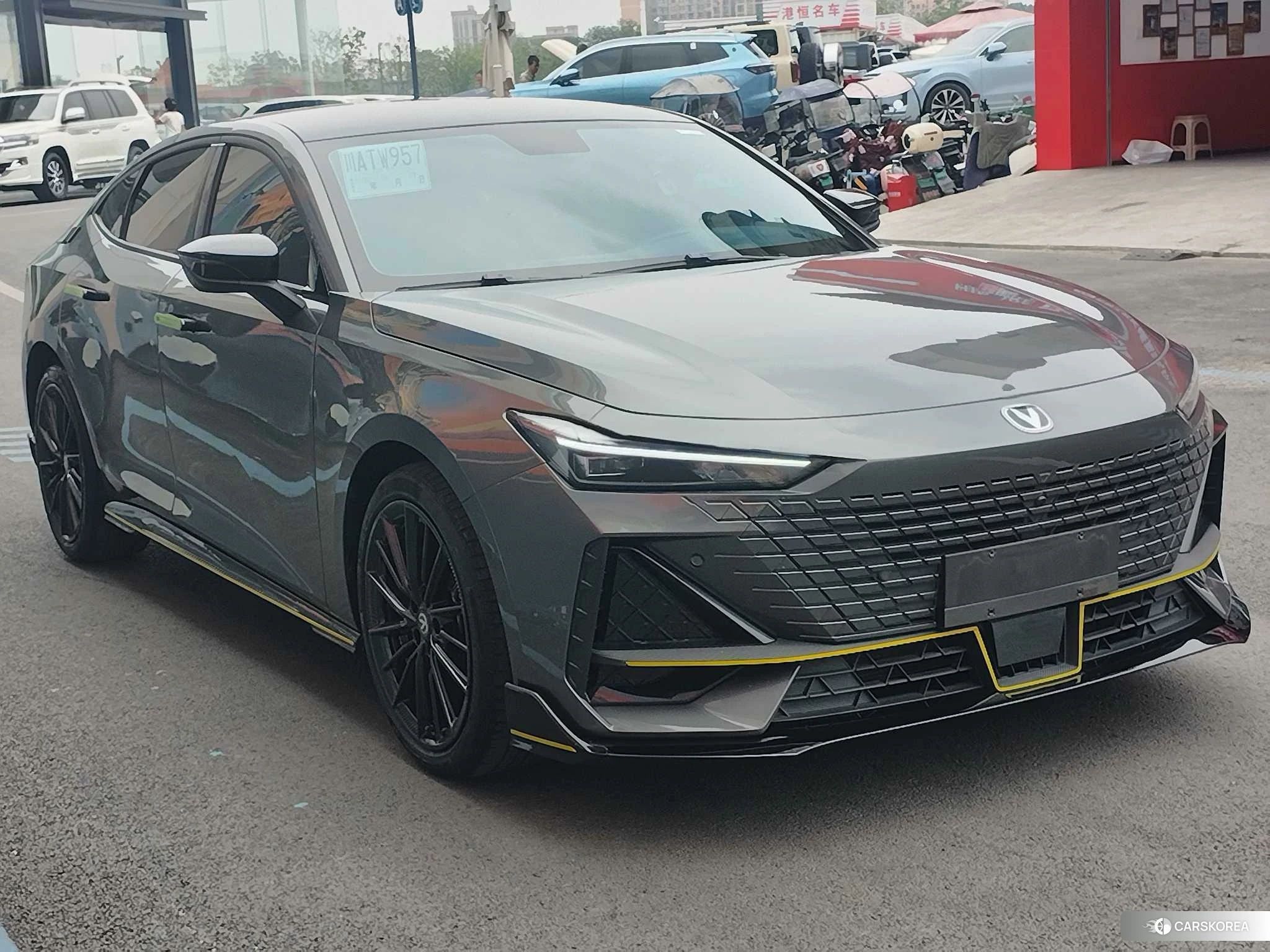 Chang'an UNI-V 2023 Темно-серый из Китая, фото 5