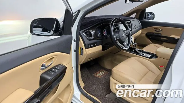 Kia The New Carnival id 2763356 из Кореи 12