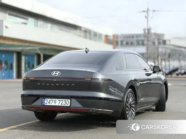 Hyundai Grandeur Hybrid (GN7) id 3538124 из Кореи 12