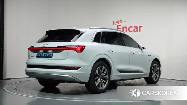 Audi e-Tron id 4872850 из Кореи 12