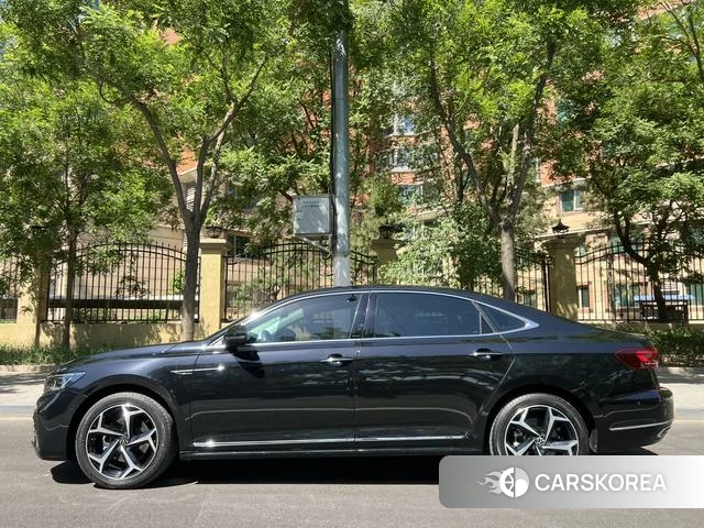 Volkswagen Passat id 4291388 из Китая 12