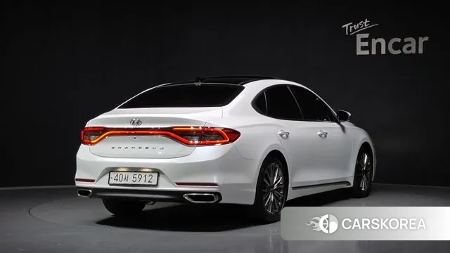 Hyundai Grandeur IG id 3692578 из Кореи 12