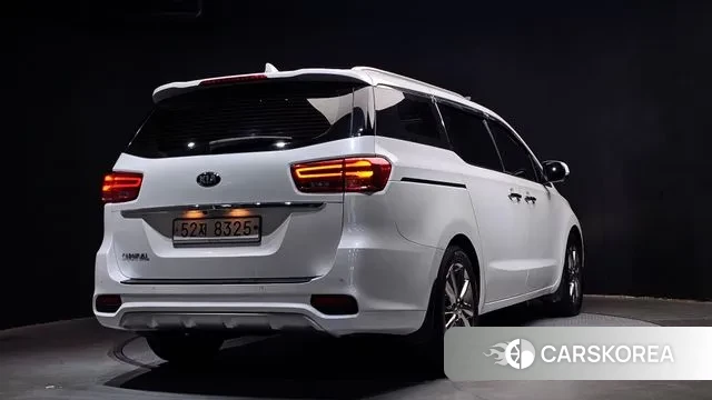 Kia The New Carnival id 3499709 из Кореи 12