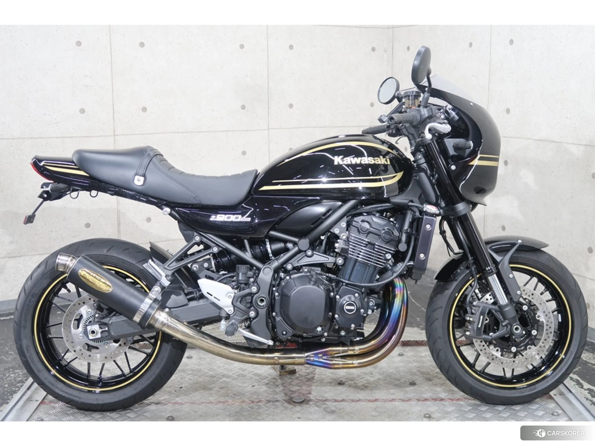Kawasaki Z900RS CAFE id 3950321 из Японии 12