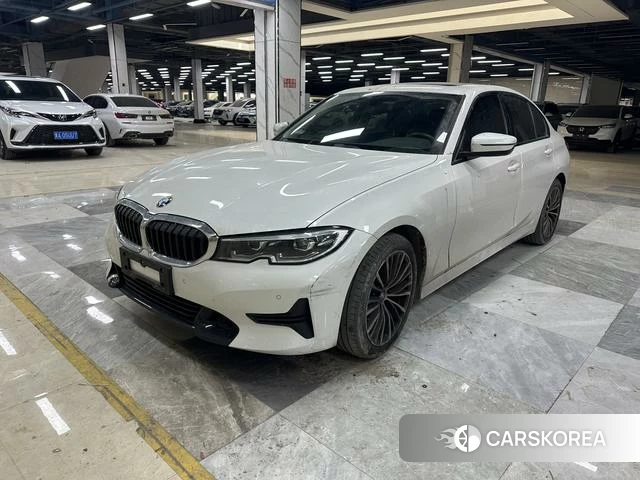 BMW 3 series 2022 Белый из Китая, фото 3