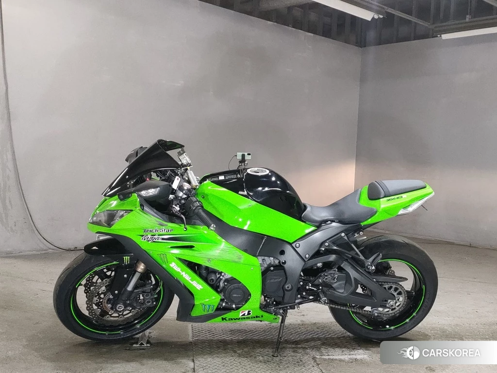 Проданный Kawasaki ZX-10R NINJA 2012 из Японии, фото 2