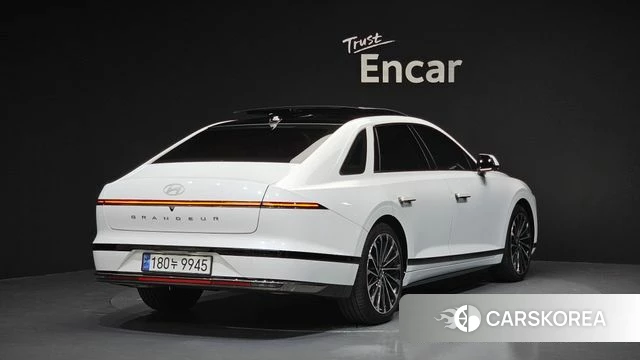 Hyundai Grandeur (GN7) id 3858522 из Кореи 12