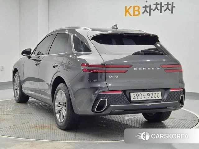 Genesis GV70 id 4604160 из Кореи 10