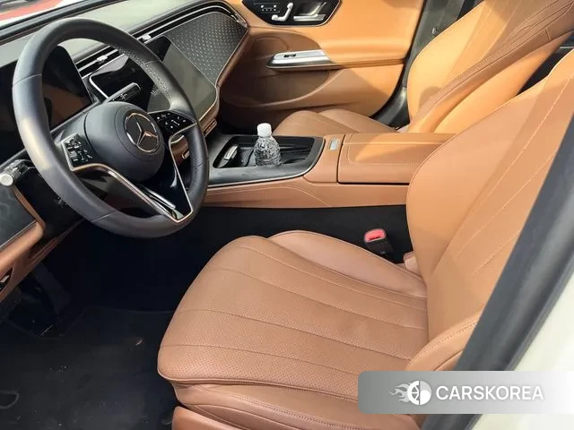 Mercedes-Benz E-Class W214 2024 Белый из Кореи, фото 2