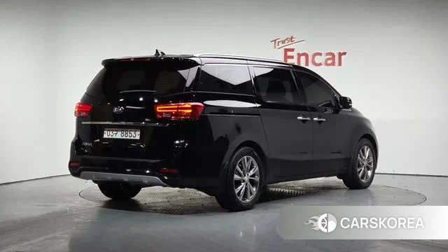 Kia The New Carnival id 3469940 из Кореи 12