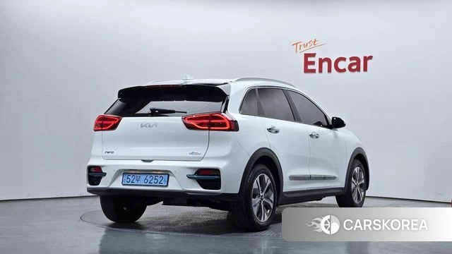 Kia Niro EV id 4293656 из Кореи 12