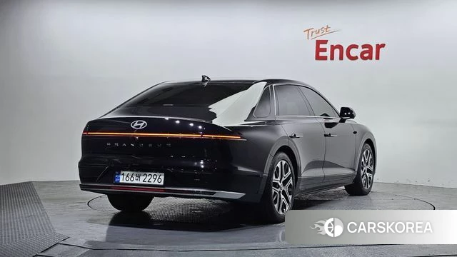 Hyundai Grandeur Hybrid (GN7) id 3953465 из Кореи 12