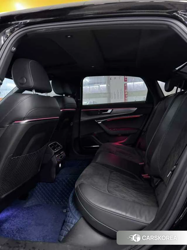 Audi A6L 2021 Черный из Китая, фото 2