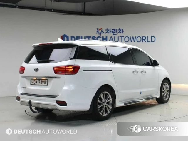 Kia The New Carnival id 4865250 из Кореи 12