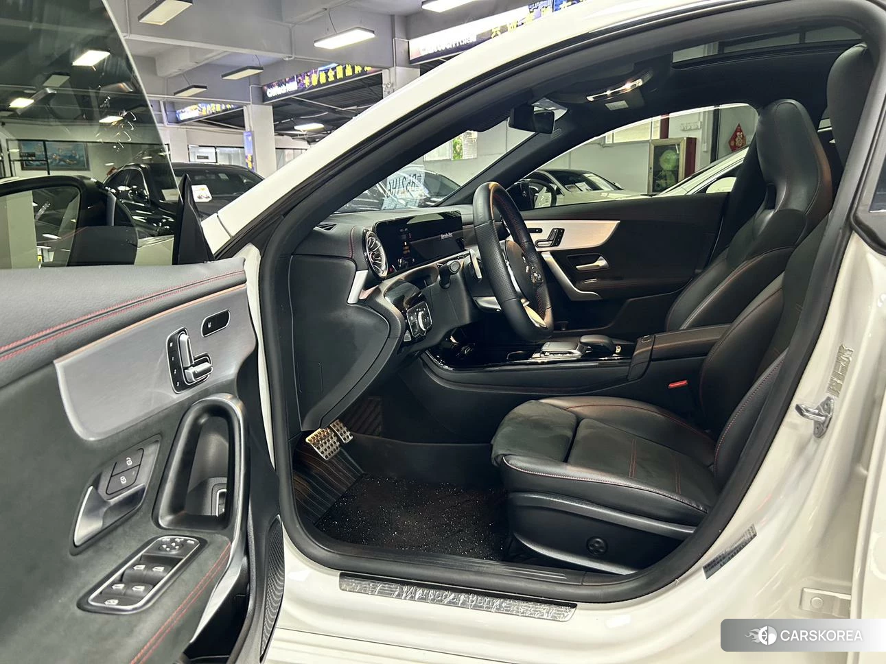 Mercedes-Benz CLA (import) 2021 Белый из Китая, фото 3