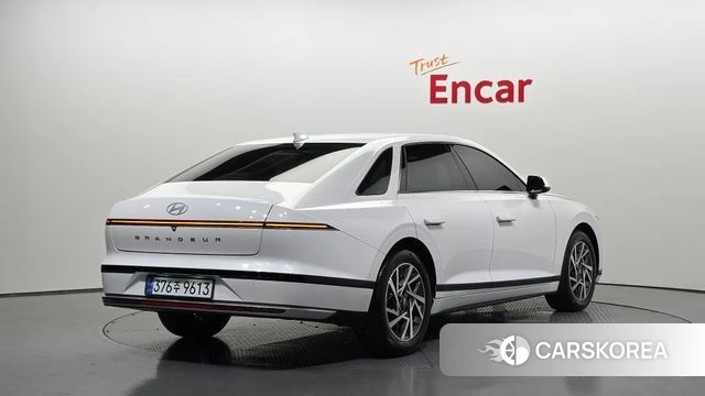 Hyundai Grandeur (GN7) id 4388136 из Кореи 12