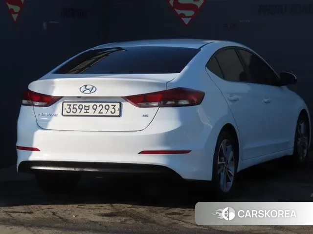 Hyundai Avante AD id 3647286 из Кореи 12