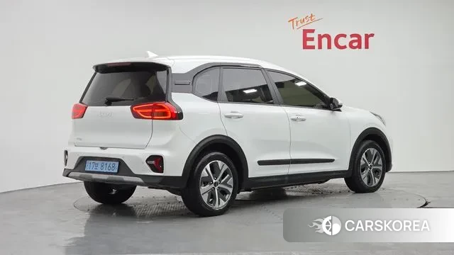 Kia Niro Plus id 3586376 из Кореи 12