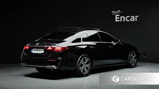 Mercedes-Benz E-Class W214 id 4407813 из Кореи 12