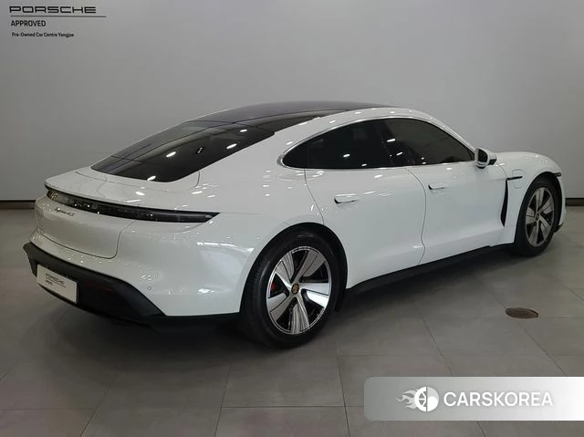 Porsche Taycan id 4463404 из Кореи 12