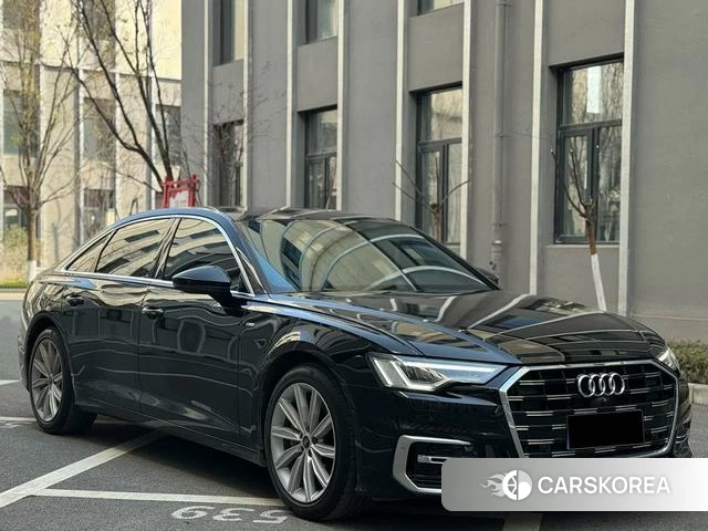 Audi A6L id 4334919 из Китая 9