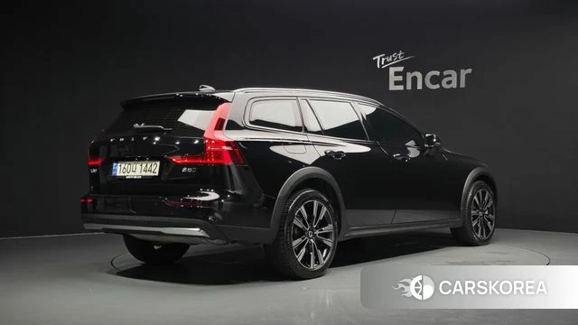 Volvo V60 Cross-Country 2nd Generation id 4517463 из Кореи 12
