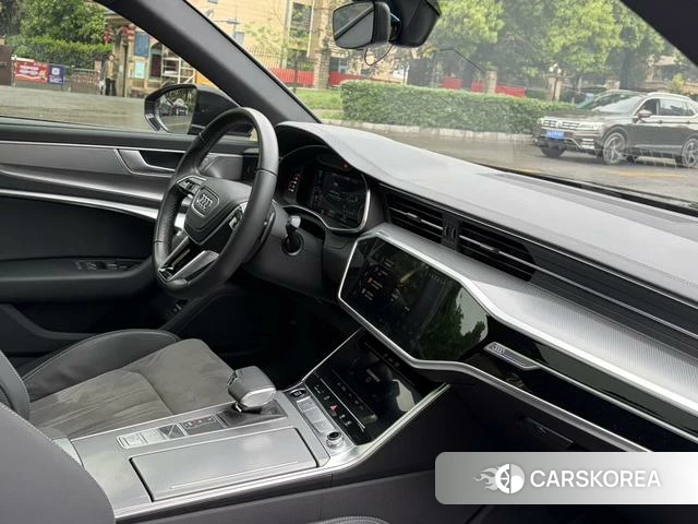 Audi A6L id 4260611 из Китая 12