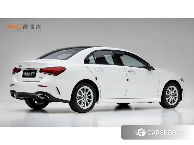 Mercedes-Benz Class A 2022 Белый из Китая, фото 2