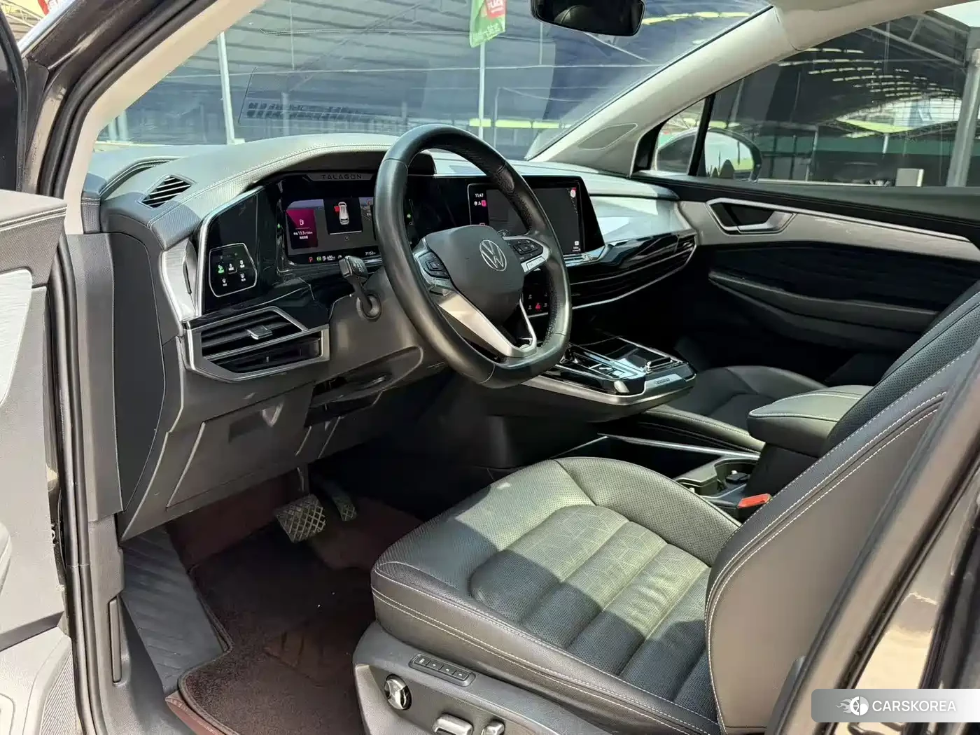 Volkswagen Talagon 2022 Silver/gray из Китая, фото 2