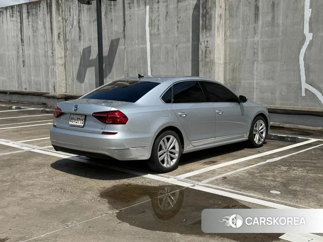 Volkswagen The New Passat id 3982223 из Кореи 12