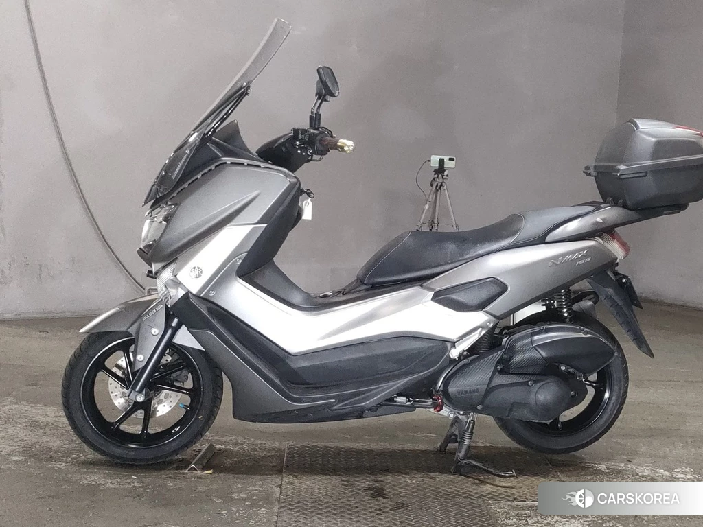 Проданный Yamaha N-MAX 155 2017 из Японии
