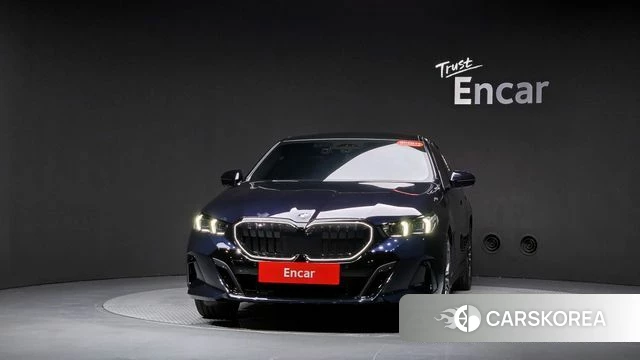 BMW 5 Series (G60) id 4719474 из Кореи 12