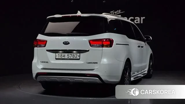 Kia All New Carnival id 3588678 из Кореи 12