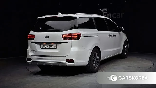 Kia The New Carnival id 2413349 из Кореи 12