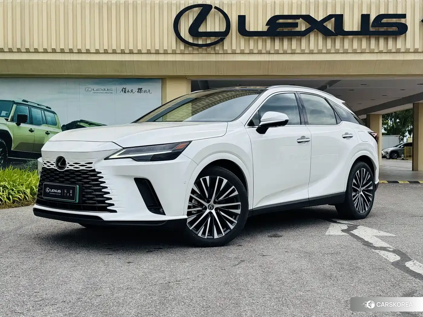 Lexus RX 2023 Белый из Китая, фото 2