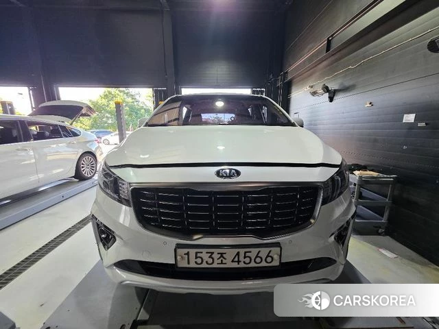 Kia The New Carnival 2018 Белый из Кореи, фото 2
