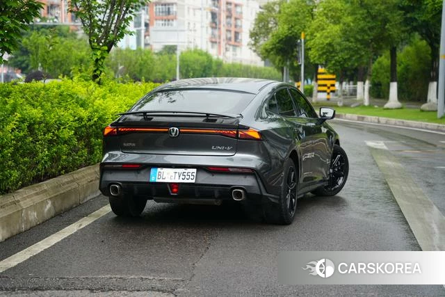 Chang'an UNI-V id 4368379 из Китая 12