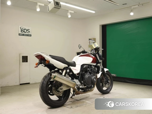 Проданный Honda CB400SF 2010 из Японии, фото 2