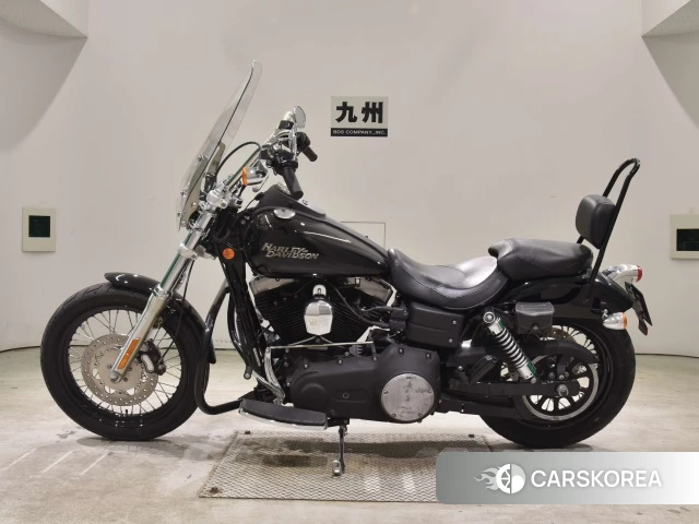 Проданный Harley-Davidson Dyna Street Bob FXDB1580 2011 из Японии, фото 4
