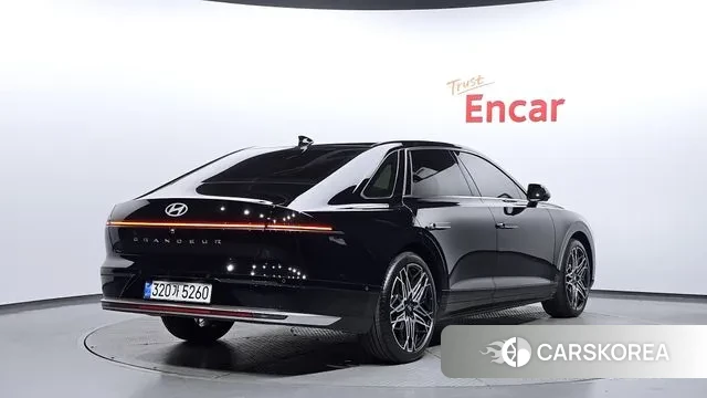 Hyundai Grandeur Hybrid (GN7) id 3288850 из Кореи 12