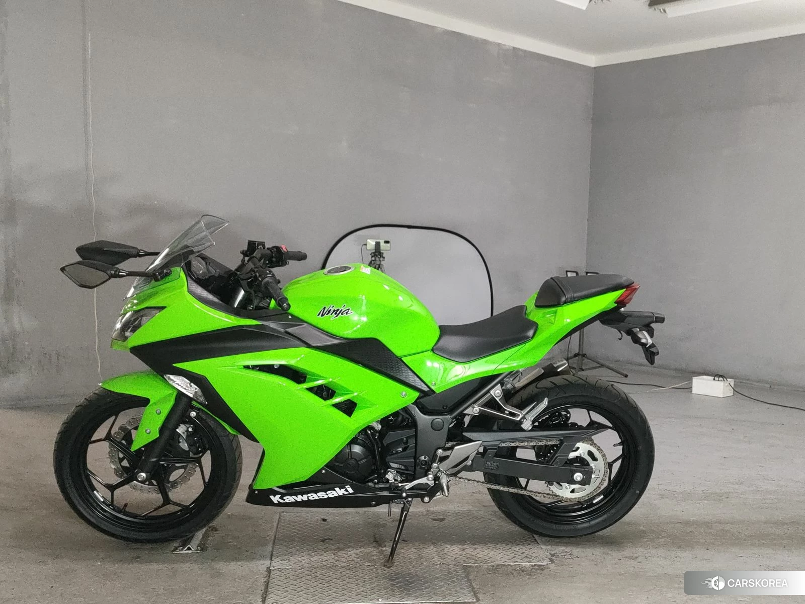 Проданный Kawasaki NINJA 250 2014 из Японии